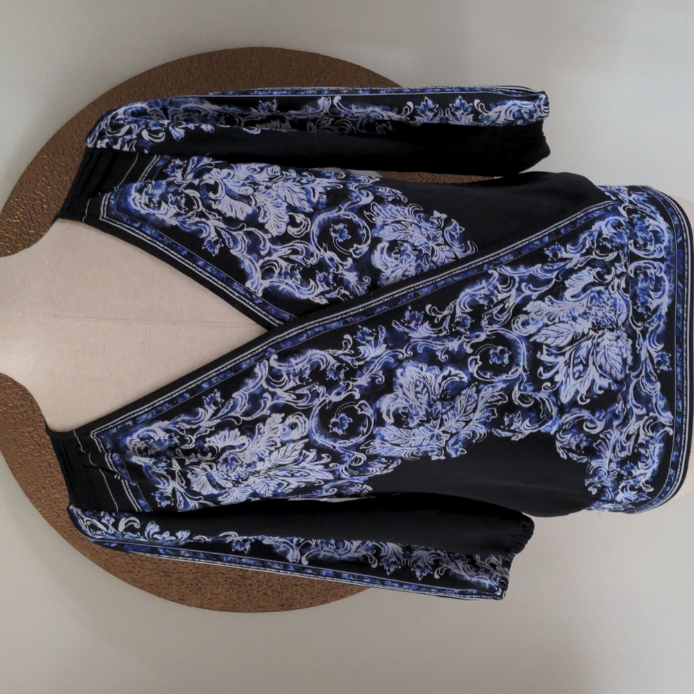 White House Black Market Top